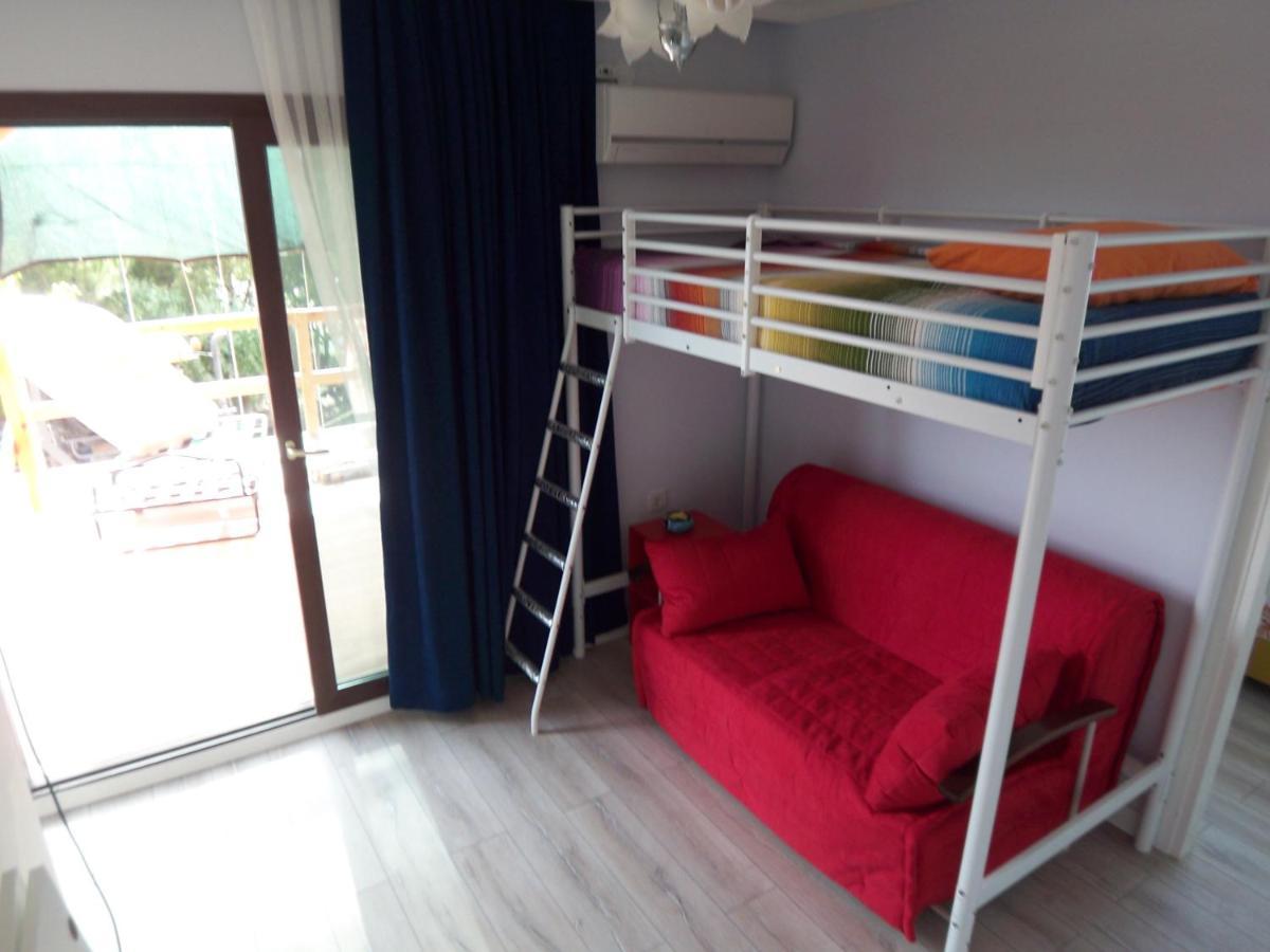 Izmir Tatil Evi Beach Resort Seferihisar Ürkmez Exterior foto